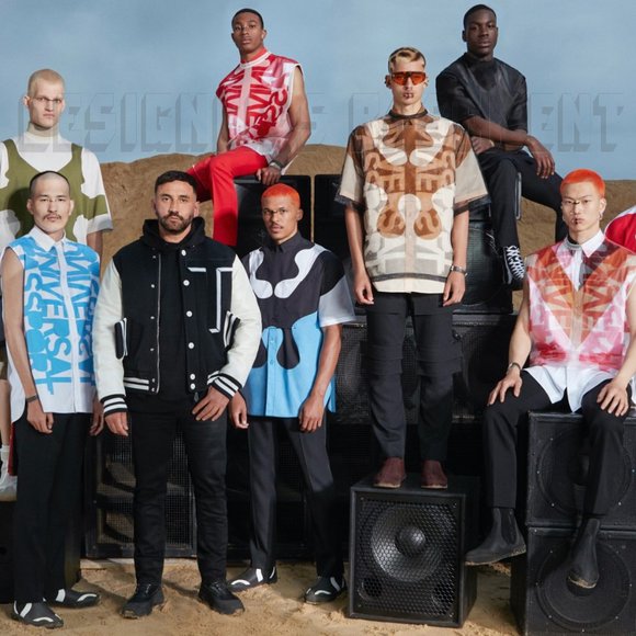 BURBERRY black calf Leather w​hite Slogan Print Card Case on Lanyard sling NWT - Picture 8 of 8